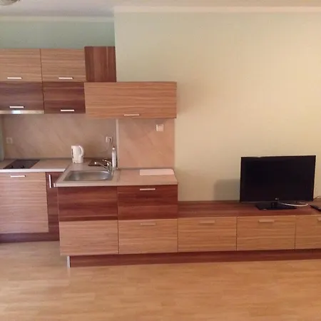 Apartment In Oasis *